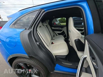 2022 Jaguar F-PACE SVR – miniatura 16