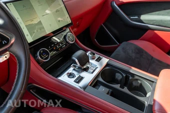 2022 Jaguar F-PACE SVR - miniatura 15