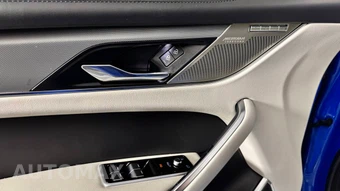 2022 Jaguar F-PACE SVR - miniatura 15