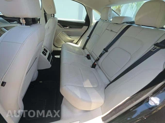 2022 Jaguar XF S – miniatura 13