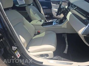 2022 Jaguar XF S – miniatura 18
