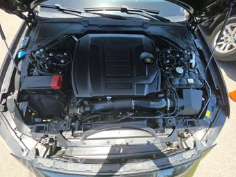 2022 Jaguar XF S – miniatura 23