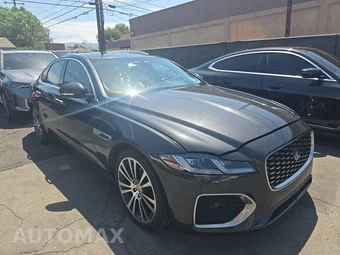 2022 Jaguar XF SE – miniatura 3