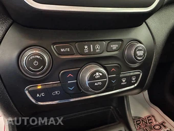 2022 Jeep Cherokee Latitude Lux - miniatura 21
