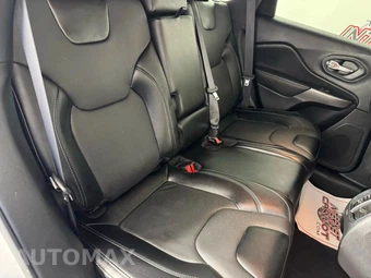 2022 Jeep Cherokee Latitude Lux - miniatura 38