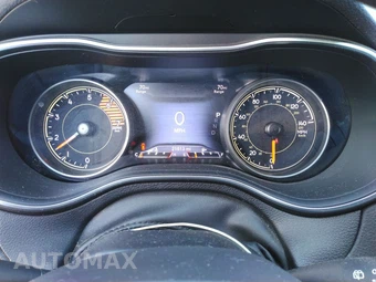 2022 Jeep Cherokee Latitude Lux - miniatura 17