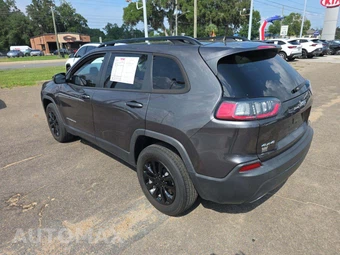 2022 Jeep Cherokee Latitude Lux - miniatura 2