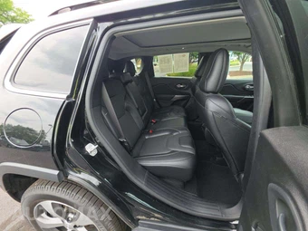 2022 Jeep Cherokee Limited - miniatura 13