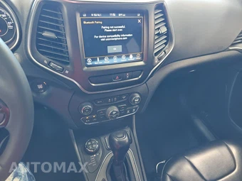 2022 Jeep Cherokee Trailhawk - miniatura 11