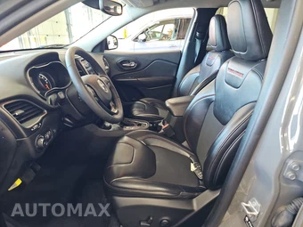 2022 Jeep Cherokee Trailhawk - miniatura 7