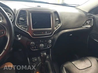 2022 Jeep Cherokee Trailhawk - miniatura 11