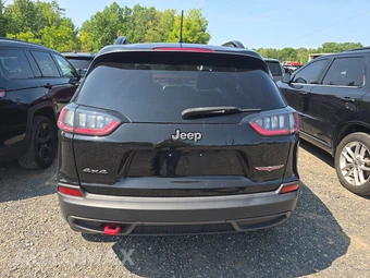 2022 Jeep Cherokee Trailhawk - miniatura 5