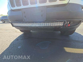2022 Jeep Cherokee Trailhawk - miniatura 20
