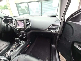2022 Jeep Cherokee Trailhawk - miniatura 19