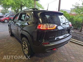2022 Jeep Cherokee Trailhawk - miniatura 2