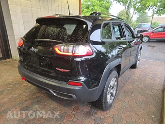 2022 Jeep Cherokee Trailhawk - miniatura 3