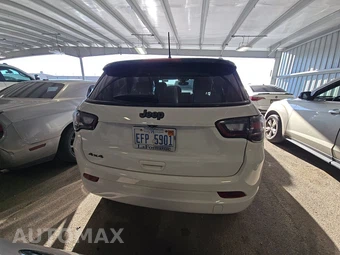 2022 Jeep Compass High Altitude - miniatura 5