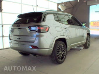 2022 Jeep Compass High Altitude - miniatura 4