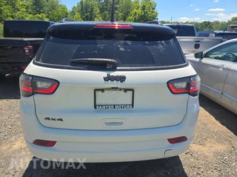 2022 Jeep Compass High Altitude - miniatura 5