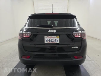 2022 Jeep Compass Latitude - miniatura 5