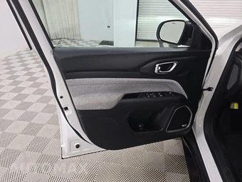 2022 Jeep Compass Latitude - miniatura 9