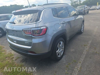 2022 Jeep Compass Latitude - miniatura 4