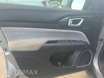 2022 Jeep Compass Latitude - miniatura 9
