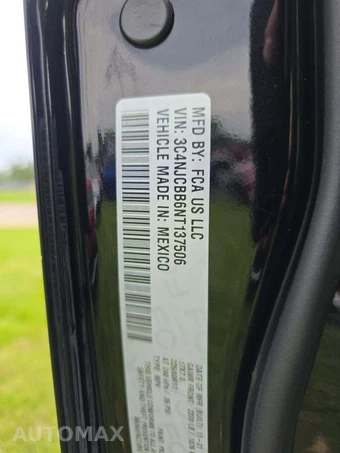 2022 Jeep Compass Latitude – miniatura 5