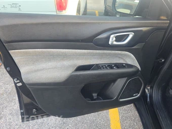 2022 Jeep Compass Latitude - miniatura 9