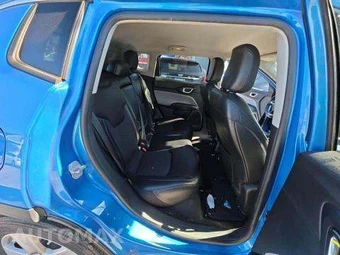 2022 Jeep Compass Latitude - miniatura 16