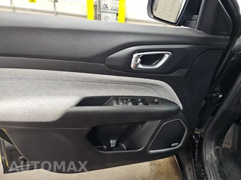2022 Jeep Compass Latitude - miniatura 9