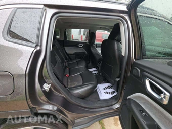 2022 Jeep Compass Latitude - miniatura 16