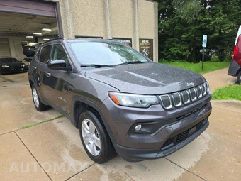 2022 Jeep Compass Latitude - miniatura 4