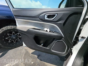 2022 Jeep Compass Latitude - miniatura 9