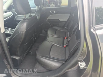 2022 Jeep Compass Latitude - miniatura 13