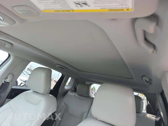 2022 Jeep Compass Latitude - miniatura 8