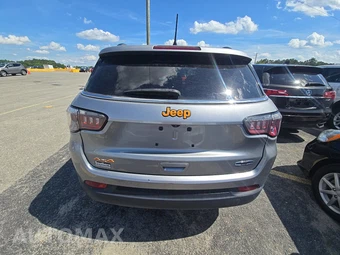 2022 Jeep Compass Latitude - miniatura 5