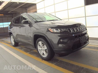 2022 Jeep Compass Latitude - miniatura 3