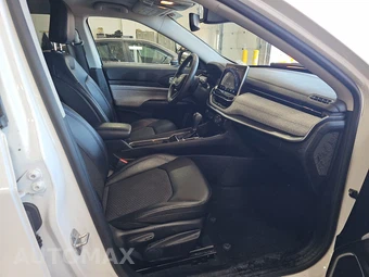 2022 Jeep Compass Latitude - miniatura 8