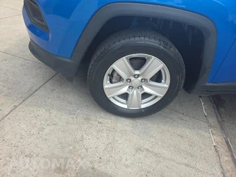 2022 Jeep Compass Latitude - miniatura 8