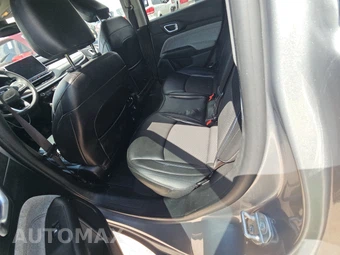 2022 Jeep Compass Latitude - miniatura 13