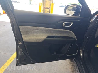 2022 Jeep Compass Latitude - miniatura 9