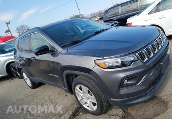 2022 Jeep Compass Latitude - miniatura 3