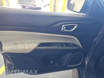 2022 Jeep Compass Latitude - miniatura 9