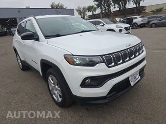 2022 Jeep Compass Latitude - miniatura 3
