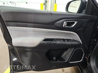 2022 Jeep Compass Latitude - miniatura 9