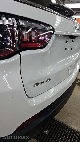 2022 Jeep Compass Latitude - miniatura 23