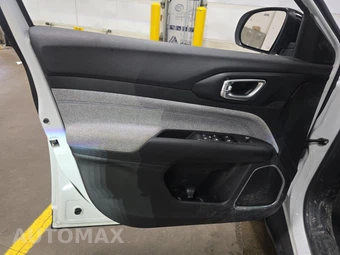 2022 Jeep Compass Latitude - miniatura 9