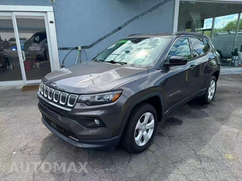 2022 Jeep Compass Latitude - miniatura 2