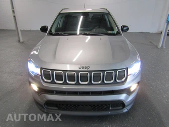 2022 Jeep Compass Latitude - miniatura 2